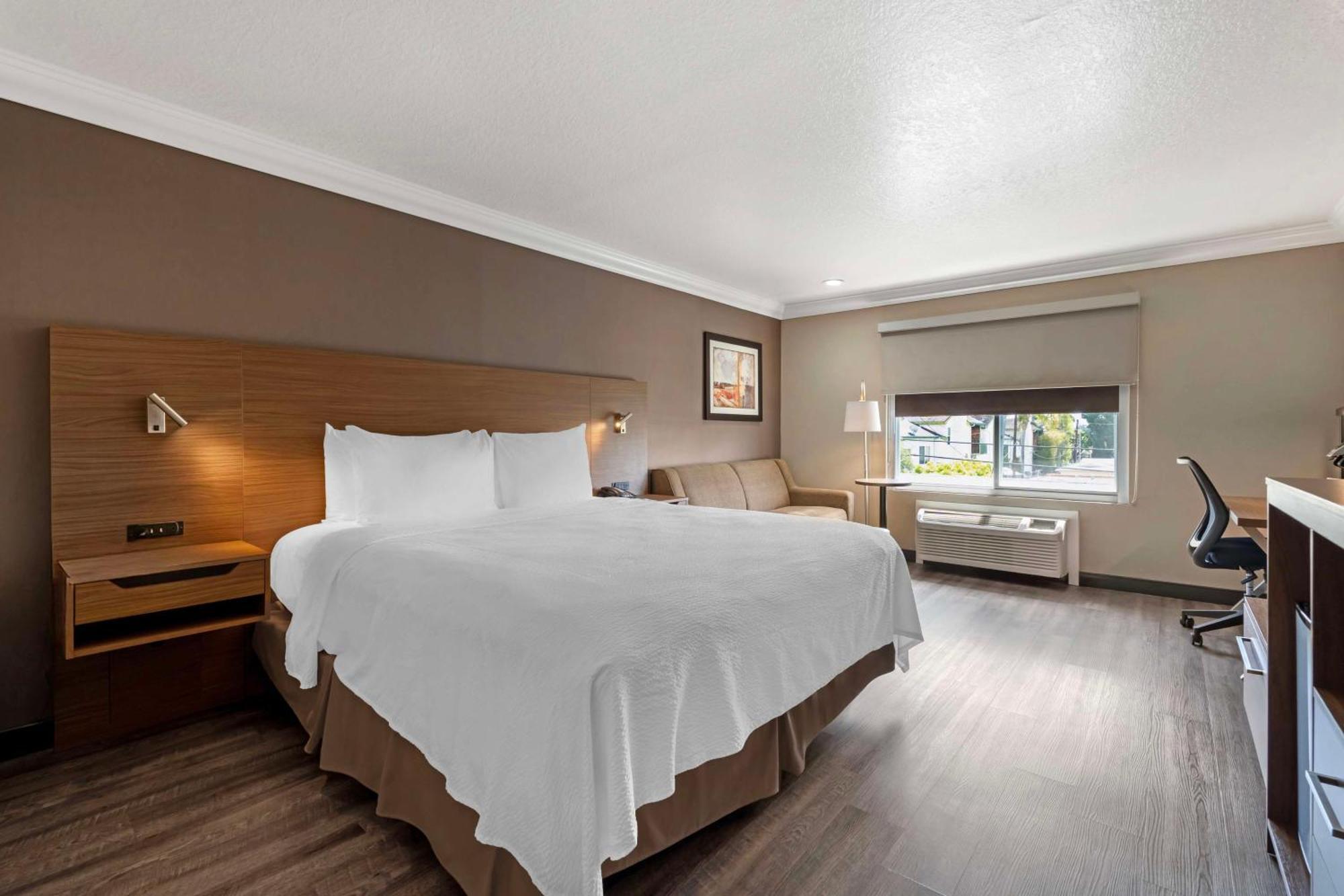 Best Western Plus Newport Mesa Inn Costa Mesa Eksteriør bilde