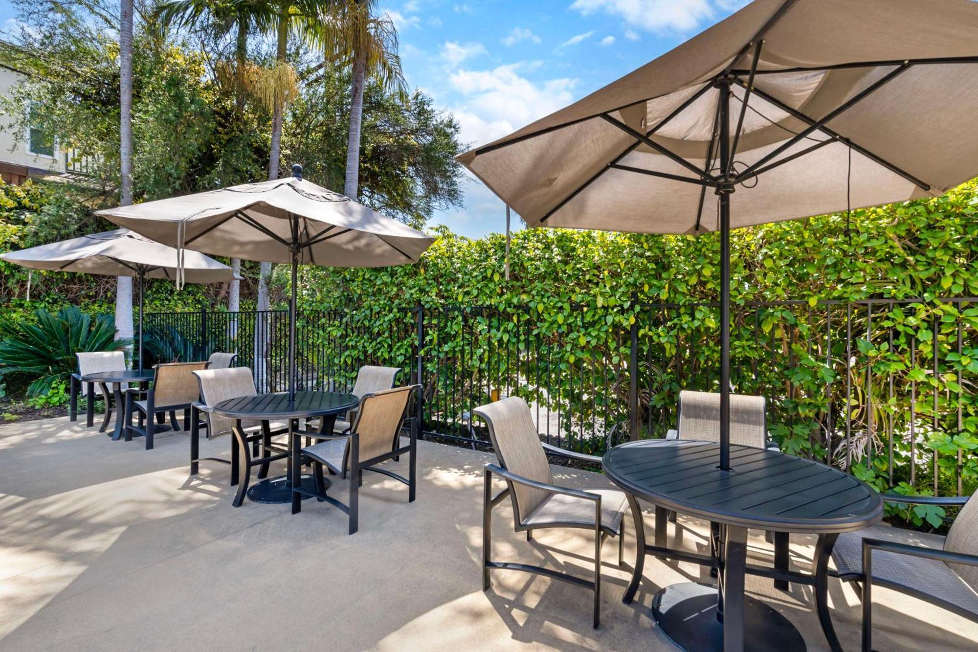Best Western Plus Newport Mesa Inn Costa Mesa Eksteriør bilde